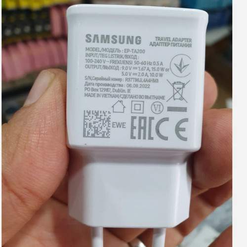 شارژر 15W سرجعبه سامسونگ مناسب گوشی های A50 وA51 A12 و ... با قابلیت شارژ سریع ساخت ویتنام