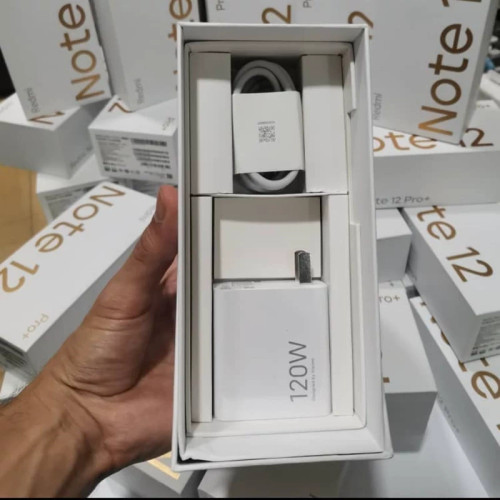 شارژر120 وات شیائومی سرجعبه 120w اصل به همراه کابل توربو شارژر 120 وات با مهلت تست 30 روزه